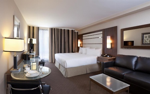 Le Cantlie Suites Hotel image 18