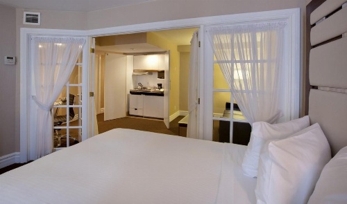 Le Cantlie Suites Hotel image 23