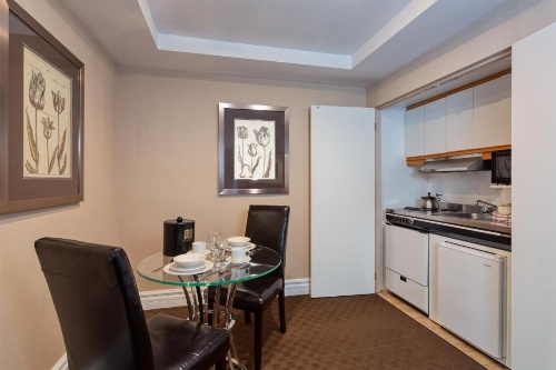 Le Cantlie Suites Hotel image 24